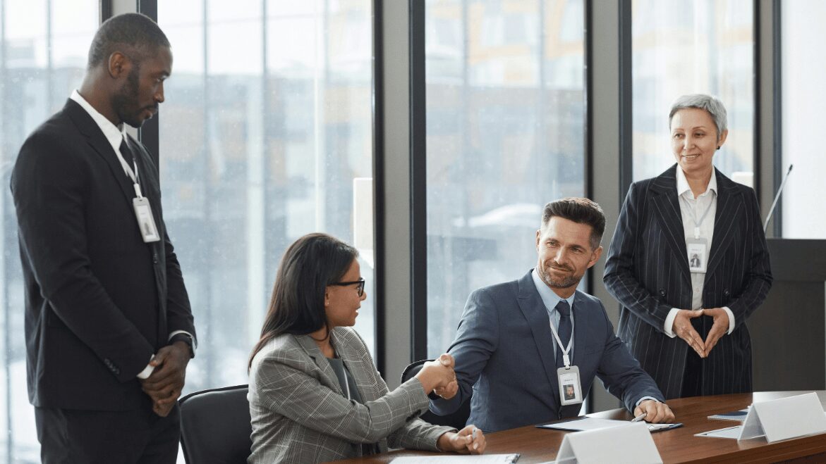 Quản trị sự thay đổi trong quá trình chuyển đổi số: Yếu tố then chốt ảnh hưởng trong doanh nghiệp 